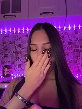 EricaWalls online show from February 10, 2025, 12:08 am