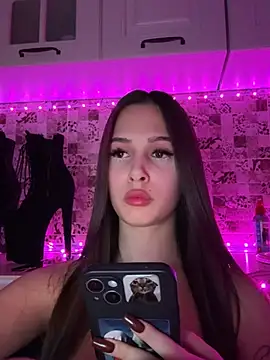 EricaWalls online show from February 15, 2025, 1:31 am