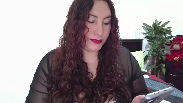 catalina boobs online show from February 2, 2026, 10:52 pm