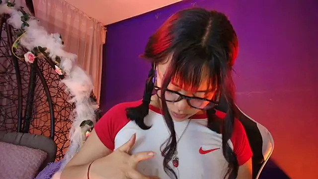 vanelope11 online show from April 17, 2026, 2:25 am