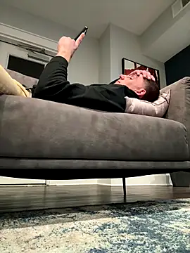 PeytonJohnn online show from October 20, 2025, 7:53 am