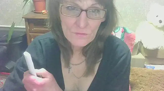 Snapshot of Manulyonok51 chatting on December 27, 2024, 11:42 pm Manulyonok51 online show from December 27, 2024, 11:42 pm