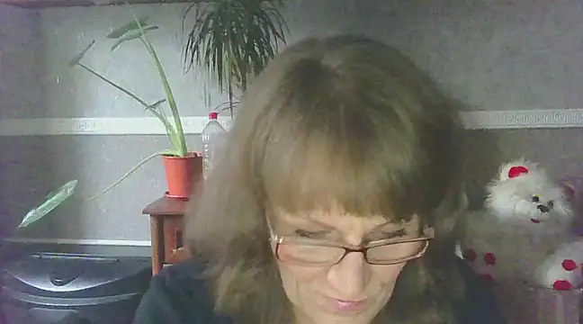 Snapshot of Manulyonok51 chatting on February 3, 2025, 2:13 pm Manulyonok51 online show from February 3, 2025, 2:13 pm