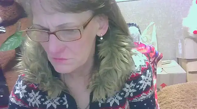 Snapshot of Manulyonok51 chatting on February 9, 2025, 10:21 pm Manulyonok51 online show from February 9, 2025, 10:21 pm