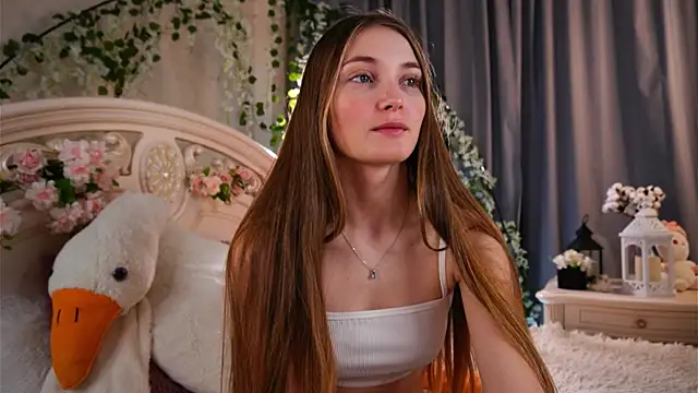 MonaEldon online show from November 7, 2025, 2:22 am