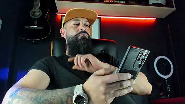 Snapshot of axxelrich_ chatting on January 26, 2025, 4:51 pm axxelrich online show from January 26, 2025, 4:51 pm