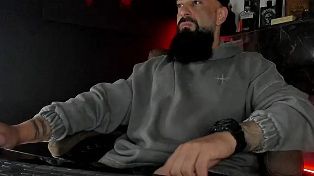 Snapshot of axxelrich_ chatting on September 29, 2025, 4:39 am axxelrich online show from September 29, 2025, 4:39 am