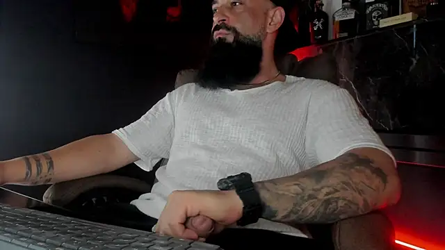 Snapshot of axxelrich_ chatting on September 30, 2025, 4:50 am axxelrich online show from September 30, 2025, 4:50 am