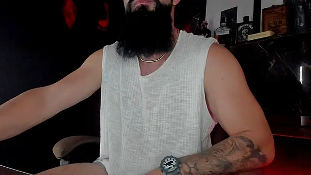 Snapshot of axxelrich_ chatting on October 4, 2025, 6:50 pm axxelrich online show from October 4, 2025, 6:50 pm