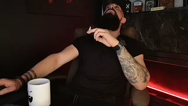 Snapshot of axxelrich_ chatting on November 15, 2025, 6:22 am axxelrich online show from November 15, 2025, 6:22 am