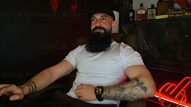 Snapshot of axxelrich_ chatting on January 7, 2026, 8:17 am axxelrich online show from January 7, 2026, 8:17 am