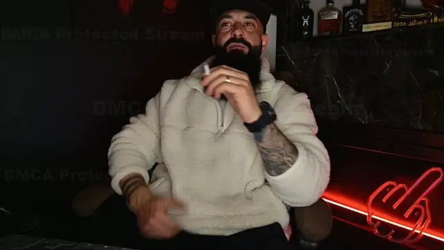 Snapshot of axxelrich_ chatting on January 16, 2026, 5:33 am axxelrich online show from January 16, 2026, 5:33 am