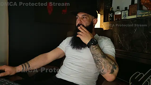 Snapshot of axxelrich_ chatting on April 4, 2026, 7:06 am axxelrich online show from April 4, 2026, 7:06 am