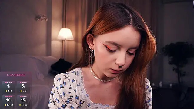 DevonaBucher online show from February 25, 2025, 6:42 pm