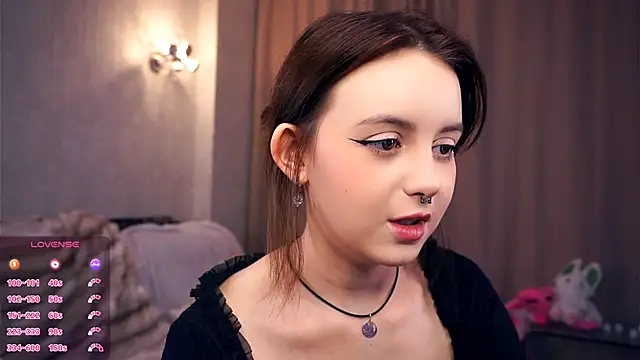 DevonaBucher online show from October 13, 2025, 5:29 am
