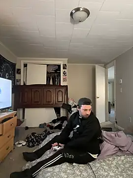 Snapshot of menaceswife chatting on January 8, 2025, 2:14 pm menaceswife online show from January 8, 2025, 2:14 pm