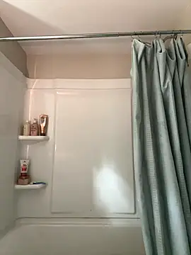 Snapshot of menaceswife chatting on September 26, 2025, 1:48 pm menaceswife online show from September 26, 2025, 1:48 pm