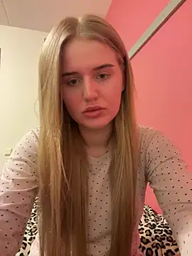 yourhornyslut online show from February 25, 2025, 8:41 pm