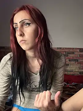 Snapshot of kriszy_baby chatting on January 20, 2025, 9:24 am kriszy baby online show from January 20, 2025, 9:24 am