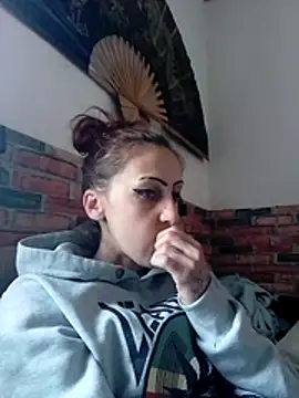 Snapshot of kriszy_baby chatting on March 16, 2026, 7:34 am kriszy baby online show from March 16, 2026, 7:34 am