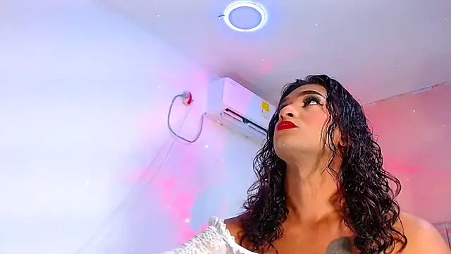 vanessa nauthygirls online show from September 29, 2025, 7:51 pm