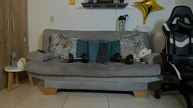 Snapshot of julian_wallace chatting on September 10, 2025, 2:39 pm julian wallace online show from September 10, 2025, 2:39 pm