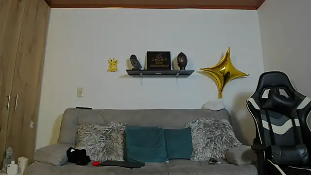 Snapshot of julian_wallace chatting on September 15, 2025, 2:28 pm julian wallace online show from September 15, 2025, 2:28 pm