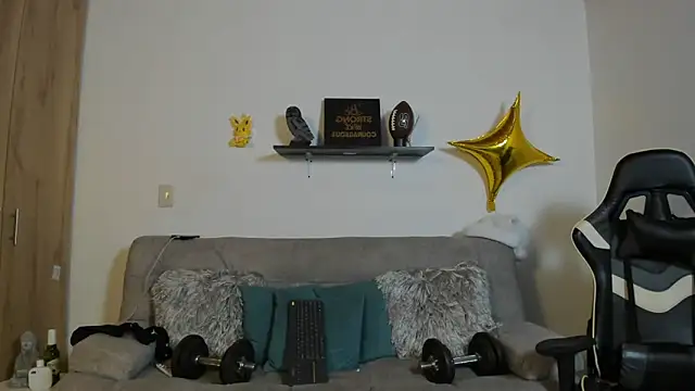 Snapshot of julian_wallace chatting on October 28, 2025, 2:42 pm julian wallace online show from October 28, 2025, 2:42 pm