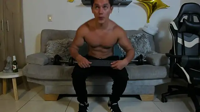 Snapshot of julian_wallace chatting on November 15, 2025, 7:10 pm julian wallace online show from November 15, 2025, 7:10 pm