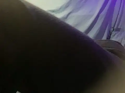 Snapshot of BigMac1596 chatting on October 12, 2025, 2:21 am BigMac1596 online show from October 12, 2025, 2:21 am