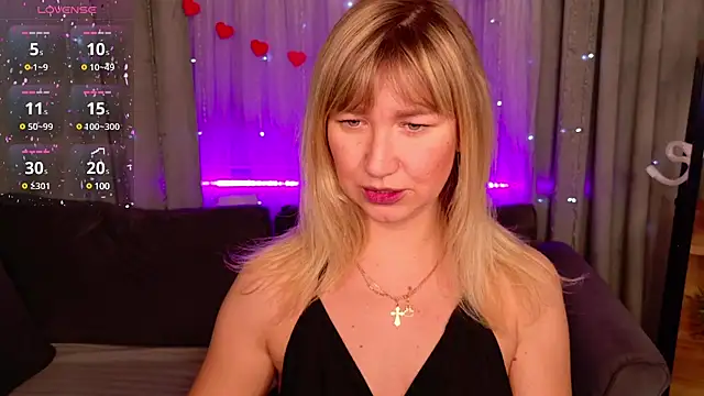 MilaBott online show from February 17, 2025, 6:26 pm