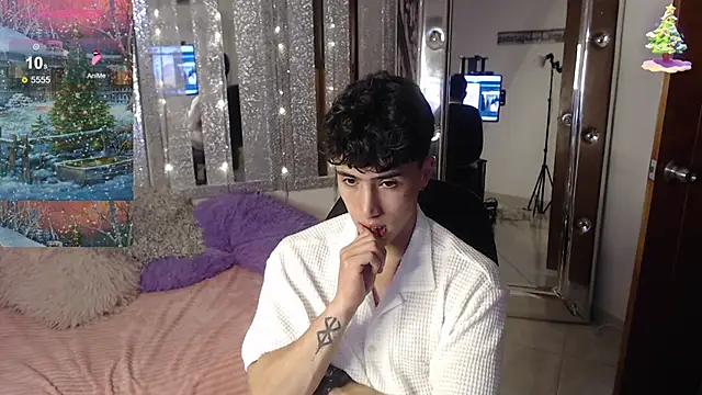 Snapshot of gojo_satoru_18 chatting on January 4, 2025, 2:56 pm gojo satoru 18 online show from January 4, 2025, 2:56 pm