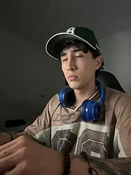 gojo satoru 18 online show from April 21, 2026, 4:19 am