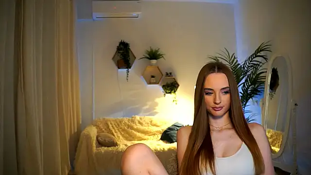 petitegonwiild online show from January 5, 2025, 6:02 pm