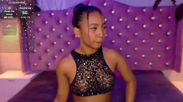 GabrielaLugo online show from November 6, 2025, 12:39 pm