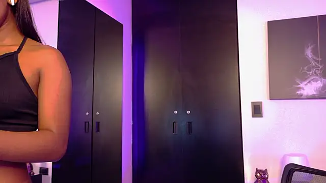 GabrielaLugo online show from March 8, 2026, 12:31 pm