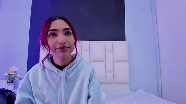 suzanelee online show from January 14, 2025, 12:14 pm