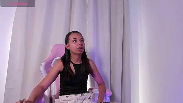 suzanelee online show from January 21, 2025, 6:23 pm