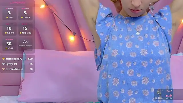 Beautifulskinny18 online show from November 20, 2025, 8:08 pm