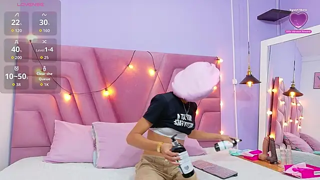 Beautifulskinny18 online show from March 5, 2026, 8:05 pm