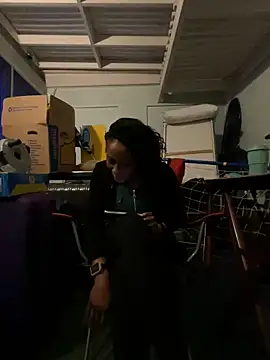 wynterheat online show from February 27, 2025, 4:41 am