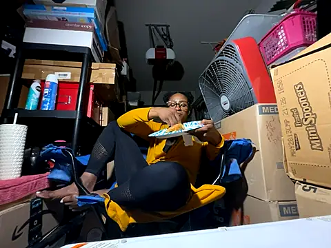 wynterheat online show from October 27, 2025, 9:24 am