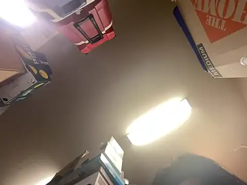 Snapshot of wynterheat chatting on March 3, 2026, 4:02 pm wynterheat online show from March 3, 2026, 4:02 pm