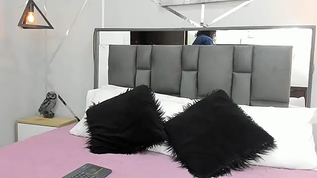 Snapshot of Ayla_martinez chatting on February 3, 2025, 2:03 am Ayla martinez online show from February 3, 2025, 2:03 am