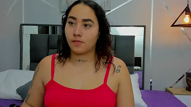 Snapshot of Ayla_martinez chatting on February 17, 2025, 2:09 am Ayla martinez online show from February 17, 2025, 2:09 am