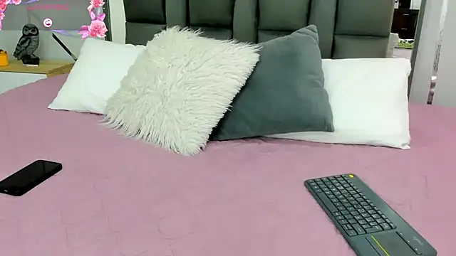 Snapshot of Ayla_martinez chatting on February 23, 2025, 1:57 am Ayla martinez online show from February 23, 2025, 1:57 am
