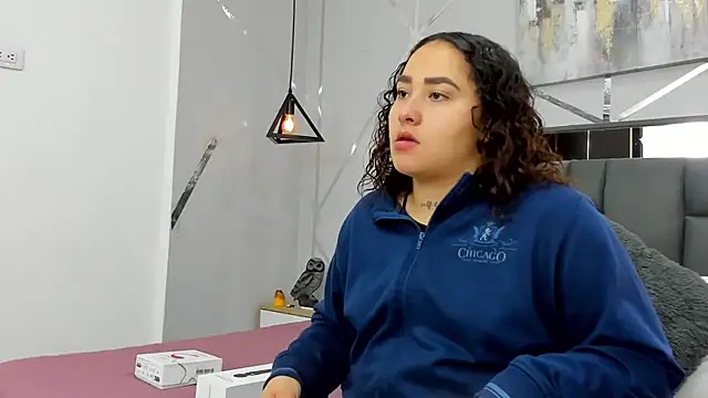 Snapshot of Ayla_martinez chatting on February 24, 2025, 1:35 am Ayla martinez online show from February 24, 2025, 1:35 am