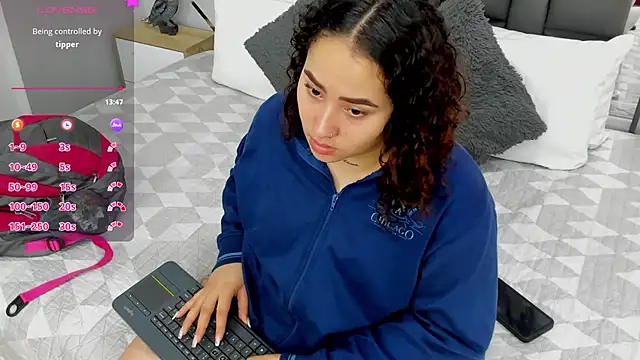 Snapshot of Ayla_martinez chatting on March 8, 2025, 2:01 am Ayla martinez online show from March 8, 2025, 2:01 am