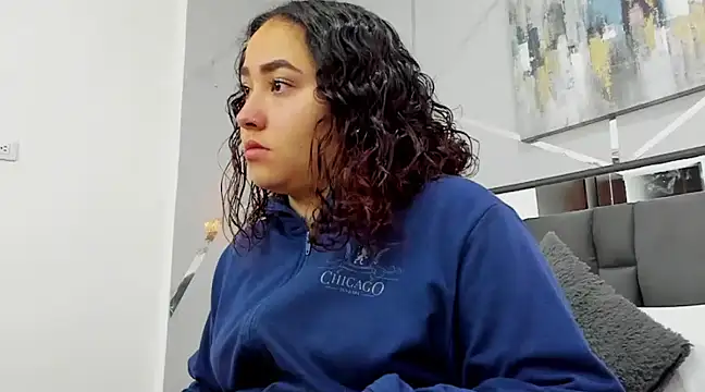 Snapshot of Ayla_martinez chatting on March 22, 2025, 1:32 am Ayla martinez online show from March 22, 2025, 1:32 am