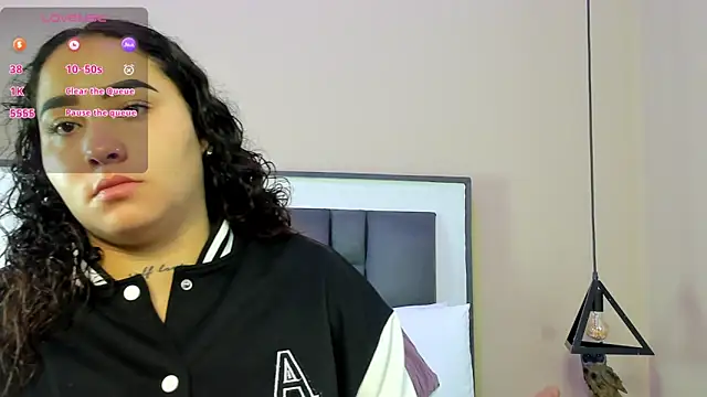 Snapshot of Ayla_martinez chatting on September 16, 2025, 1:50 am Ayla martinez online show from September 16, 2025, 1:50 am